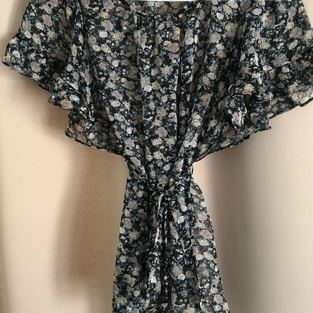 Flower Top (S/M) - Picture 4 of 6